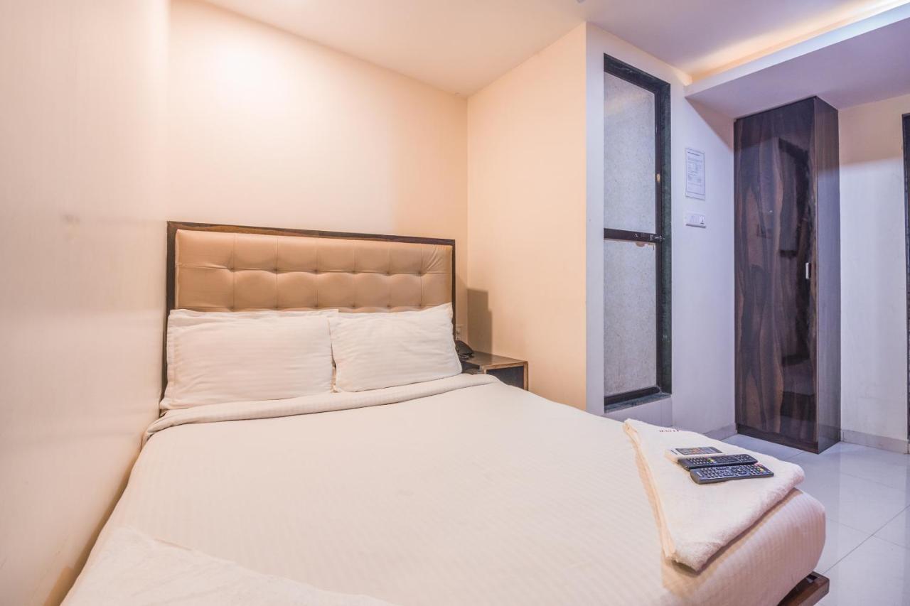 Hotel Mantra Residency Mumbai Bagian luar foto
