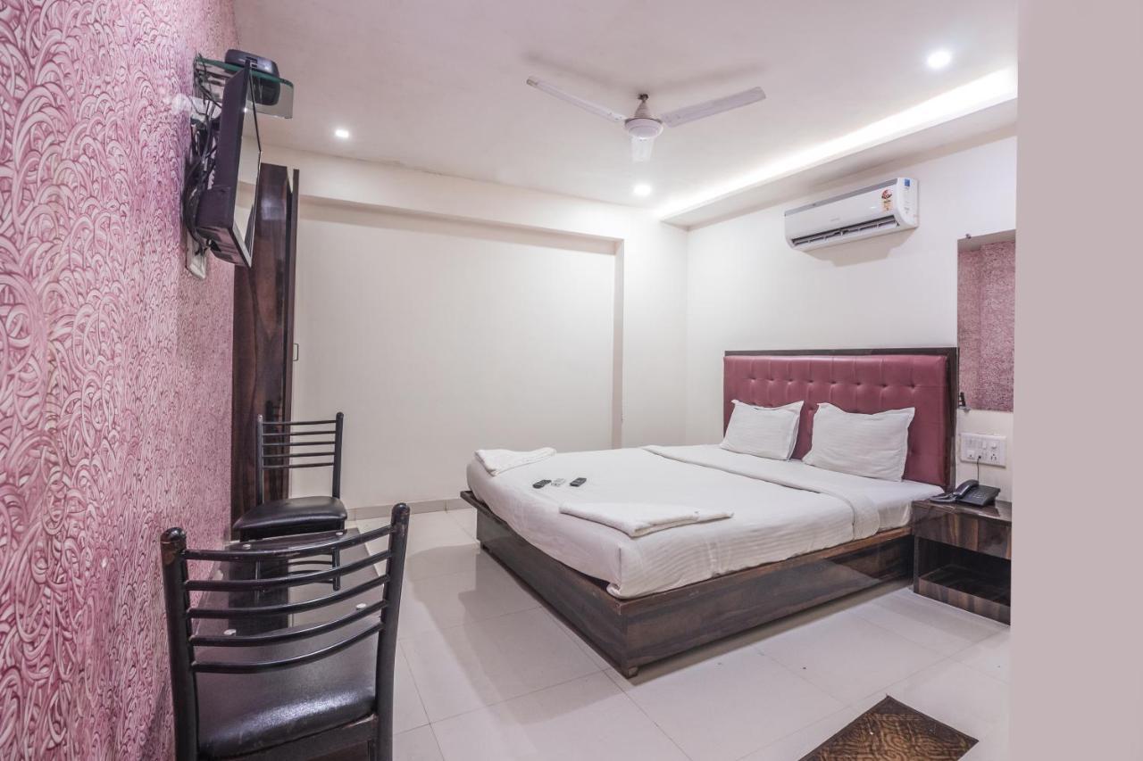 Hotel Mantra Residency Mumbai Bagian luar foto