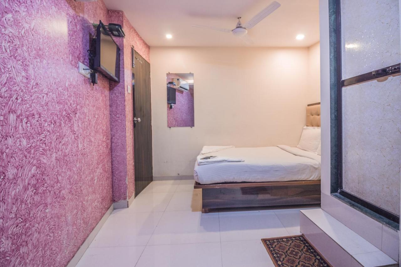 Hotel Mantra Residency Mumbai Bagian luar foto